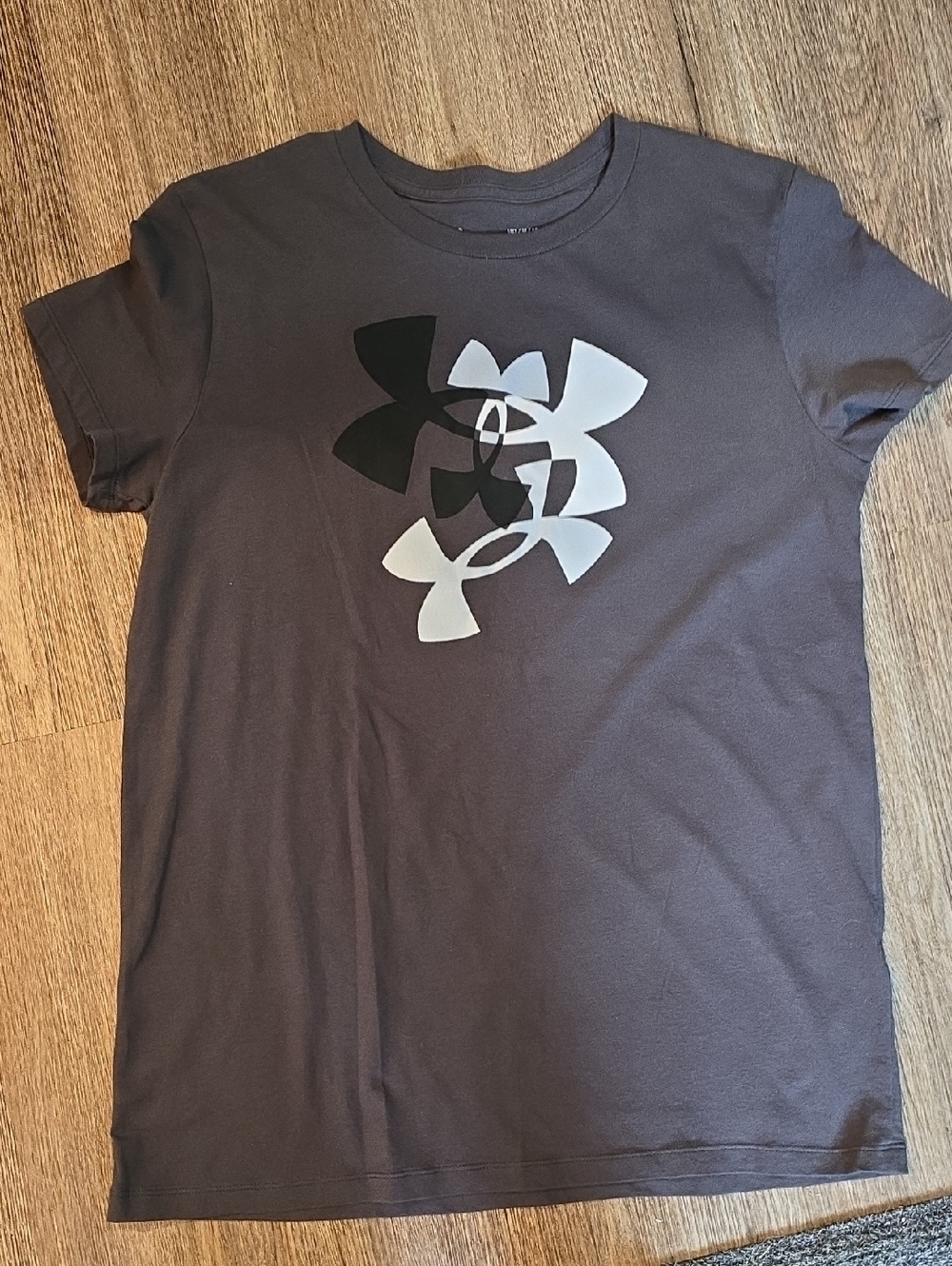 Under Armour Women's Black & Gray Logo Short Sleeve Tee